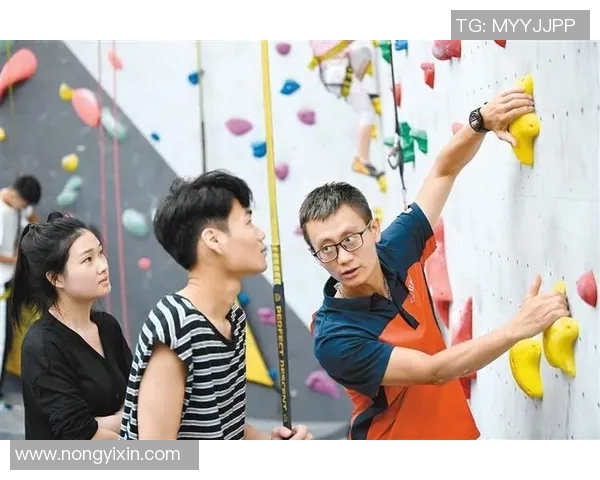 西安攀岩队技术探讨：提升攀岩技巧与训练方法的深度分析