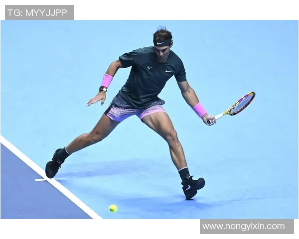 西安网球队在总决赛积分榜中以75分稳居第一名,展现强劲实力 西安网球队在总决赛积分榜中以75分稳居第一名,展现强劲实力