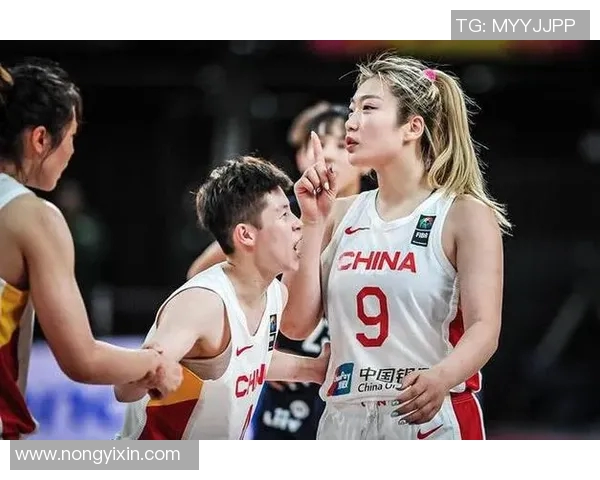 日本女篮与澳洲女篮激战正酣谁能在国际赛场上笑到最后