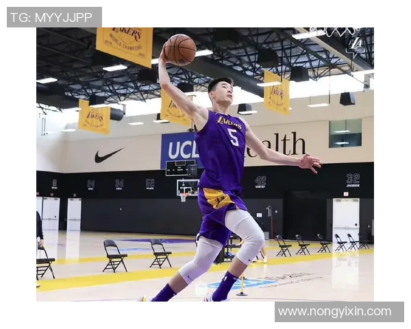 郭昊文：从篮球新星到职业生涯的蜕变与未来展望