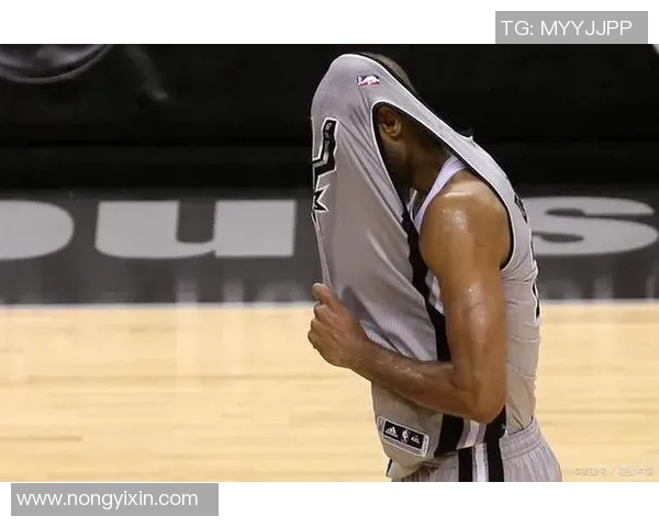 马刺队摆烂策略升级波波维奇因轮休主力被罚款引发热议