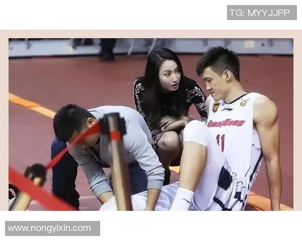 周鹏：从篮球场上的拼搏者到生活中的榜样，激励年轻一代追逐梦想