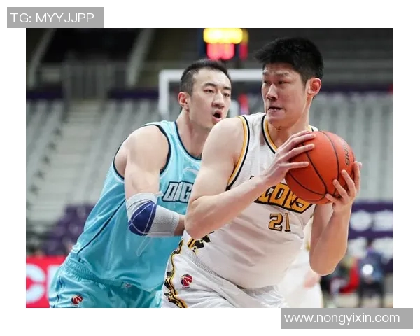 胡金秋：从青涩少年到篮球巨星的成长之路与未来展望