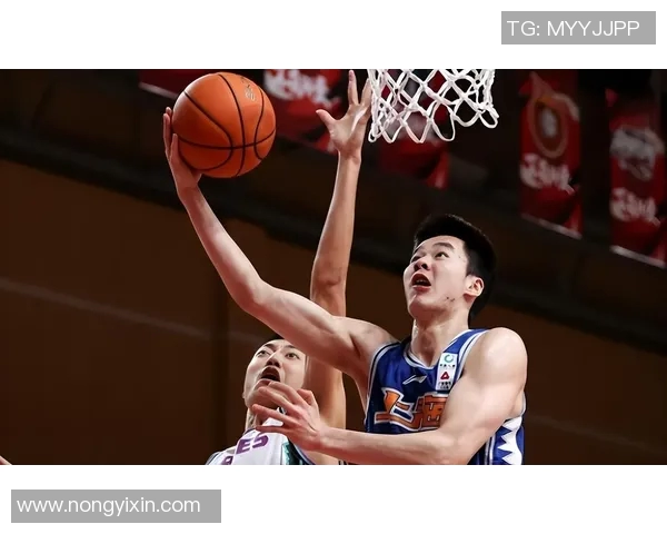 郭昊文：从篮球新星到职业生涯转折的奋斗历程与未来展望