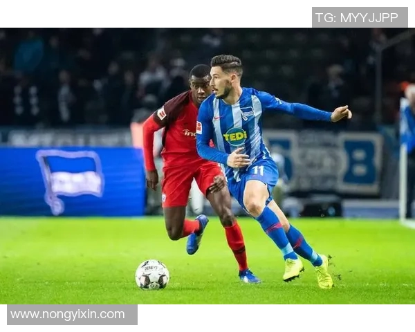 96战胜柏林赫塔展现强大实力球队团结一心迎接新挑战