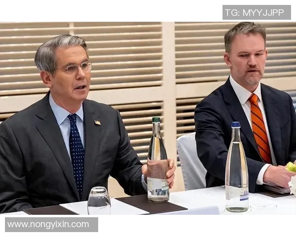 胸亚利与俄罗斯的对决：一场激烈的较量与战略博弈分析