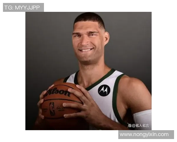 布鲁克洛佩斯:从NBA巨星到篮球战术革新的引领者 布鲁克洛佩斯:从NBA巨星到篮球战术革新的引领者