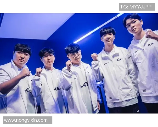 英雄联盟纪实：TES战队如何在竞争中崛起与突破的真实故事